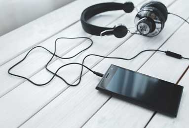 首秀9.7分+传射建功！塞梅尼奥补锋线短板，曼城冲冠更稳了？